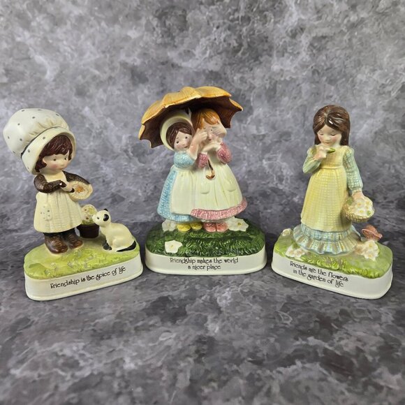 Vintage 1970s Set of 3 Holly Hobbie Figurines Friendship Themed Ceramics - Picture 1 of 14